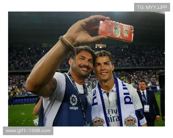 本赛季西甲皇马吃到11黄1红,其中有6张是抗议裁判获得的 本赛季西甲皇马吃到11黄1红,其中有6张是抗议裁判获得的